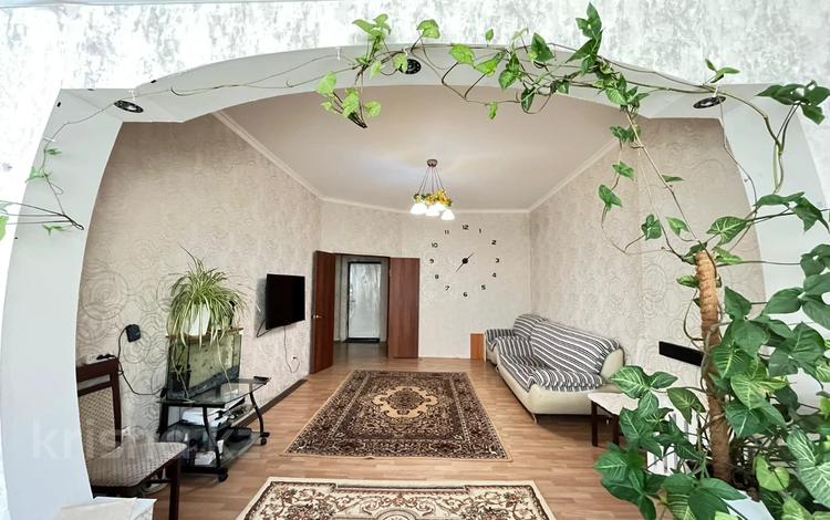 2-комнатная квартира · 100.1 м² · 2/10 этаж, Кумисбекова 3a за 35 млн ₸ в Астане, Сарыарка р-н — фото 3