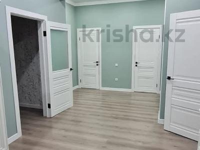 3-комнатная квартира, 115 м², 1/5 этаж, мкр. Алтын орда, Мкр. Батыс-2 за 39 млн 〒 в Актобе, мкр. Алтын орда