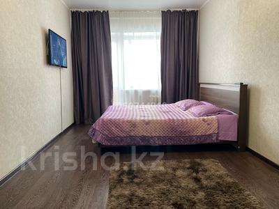 1-комнатная квартира, 43 м², 2/5 этаж посуточно, 14 микрорайон за 7 000 〒 в Караганде, Алихана Бокейханова р-н