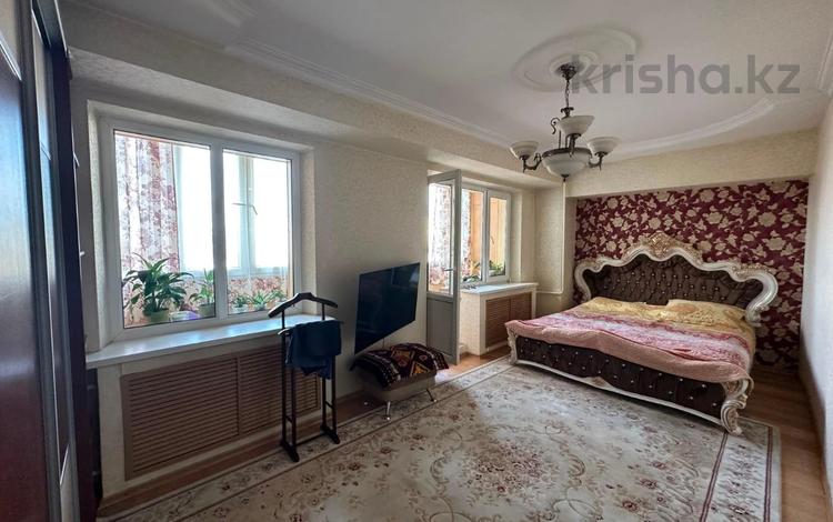 3-бөлмелі пәтер · 90 м² · 6/9 қабат, Сатпаева — Розыбакиева, бағасы: 65 млн ₸ в Алматы, Бостандыкский р-н — фото 2