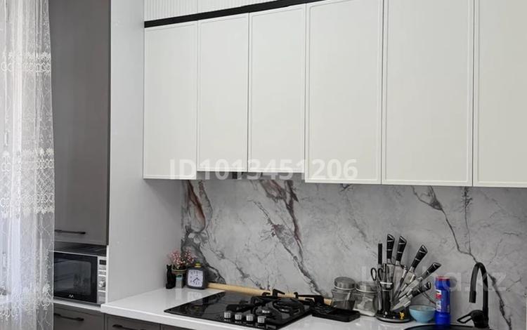 1-комнатная квартира · 40.8 м² · 4/5 этаж, Ж. Балапанова 7 — пересечение Жолбарыс Би - Ж. Балапанова за 18 млн ₸ в Талдыкоргане, мкр Бирлик — фото 2