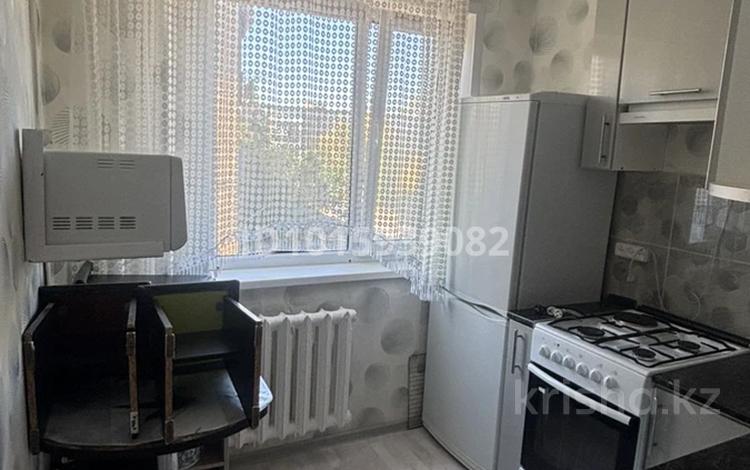 3-комнатная квартира · 50 м² · 3/5 этаж, 3 микрорайон 9 за 80 000 ₸ в Абай — фото 2