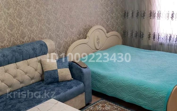 1-комнатная квартира · 38 м² · 1/5 этаж, мкр Алатау — улица Братская за 2 000 ₸ в Таразе — фото 2