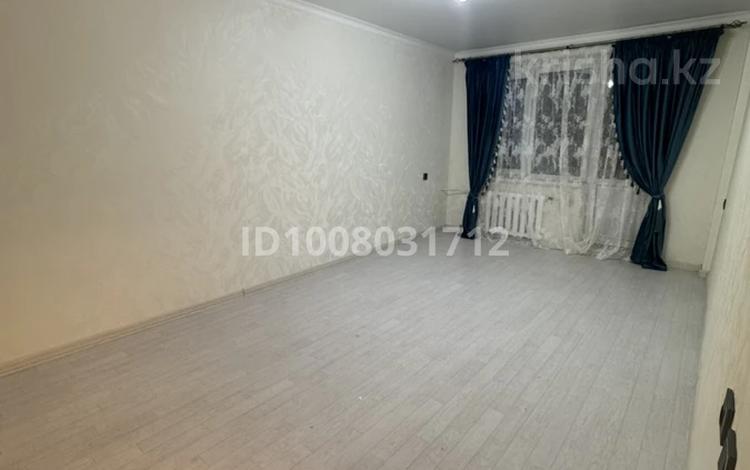 2-комнатная квартира · 54 м² · 5/5 этаж, Айтеке би 26 за 200 000 〒 в  — фото 2