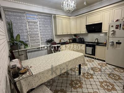 4-комнатная квартира · 163 м² · 2/3 этаж, мкр Алгабас 4 за 80 млн 〒 в Алматы, Алатауский р-н