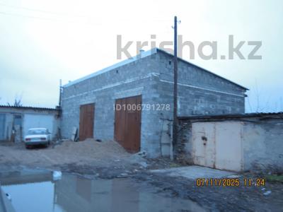 Гараж · 127 м² · мкр Омега, Тайманова 225\2 — Находится рядом с офисом-складом Каспи, бағасы: 25 млн ₸ в Уральске