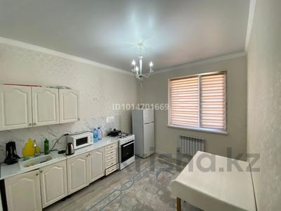 1-комнатная квартира · 46 м² · 1/7 этаж, 32Б мкр, 31б-29 — Дана супер маркет Алтынфуд за 2 000 ₸ в Актау