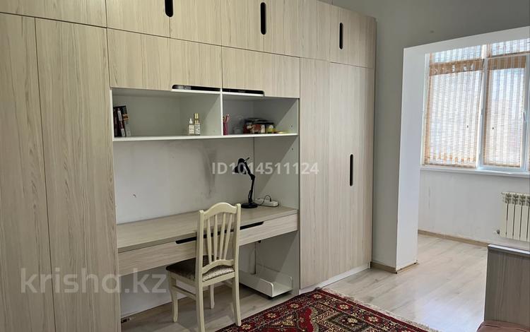 2-бөлмелі пәтер · 80 м² · 5/5 қабат, 34-ш/а. 14, бағасы: 21 млн ₸ в Актау, 34-й мкр — фото 7