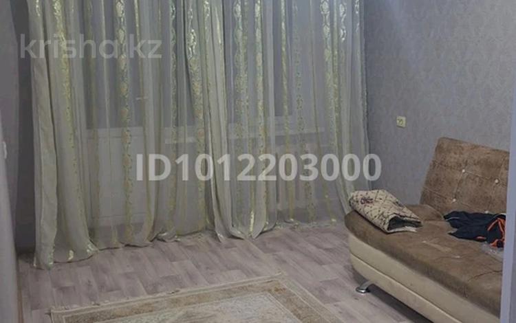 1-бөлмелі пәтер · 35 м² · 4/5 қабат, Мкр. Самал 19, бағасы: 9.5 млн ₸ в Таразе — фото 2