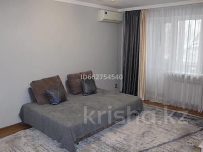 2-комнатная квартира · 51 м² · 3/5 этаж, Толе би 75 — Сейфуллина за 18 000 ₸ в Алматы, Алмалинский р-н