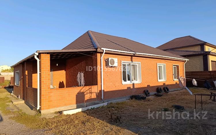 Жеке үй · 4 бөлме · 100 м² · 10 жүзд., Желтоксан 52, бағасы: 40 млн ₸ в Аксу — фото 2