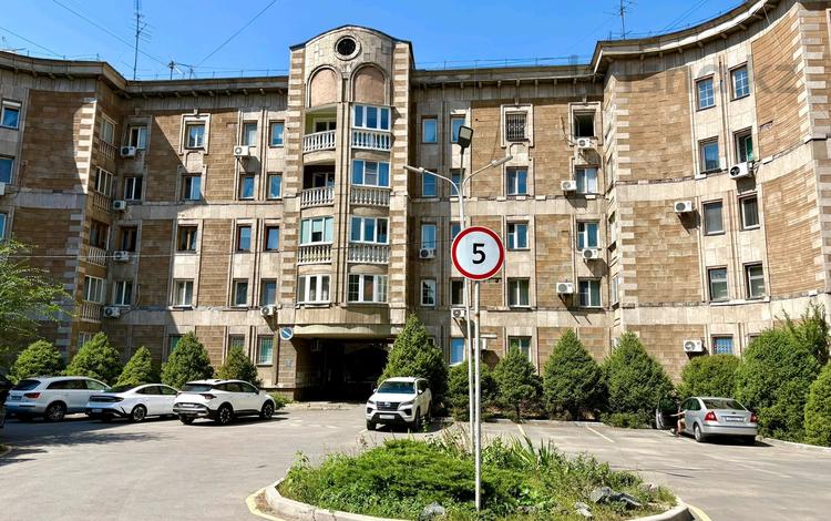 4-бөлмелі пәтер · 103 м² · 2/6 қабат, мкр Самал-1, Достык 114 — Сатпаева, бағасы: 145 млн ₸ в Алматы, Медеуский р-н — фото 2