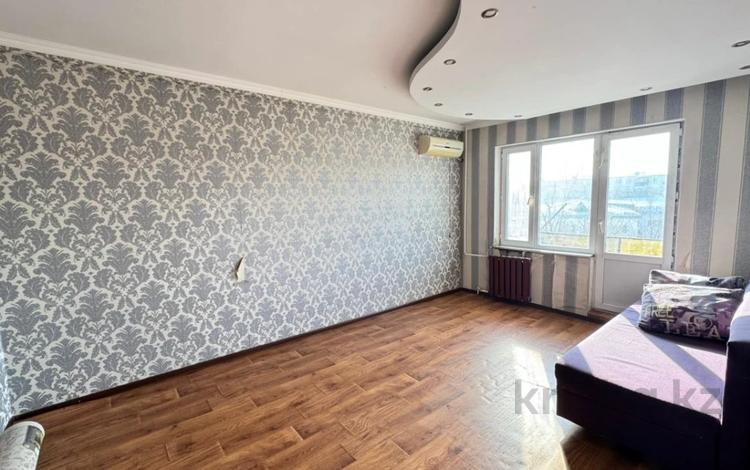 2-комнатная квартира · 44.3 м² · 4/5 этаж, мкр 8, Братьев Жубановых за 120 000 〒 в Актобе — фото 2