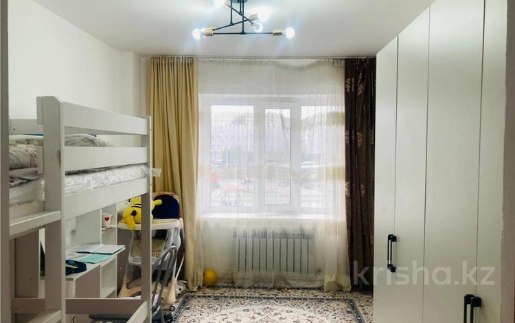 3-бөлмелі пәтер · 83 м² · 2/25 қабат, мкр Юго-Восток, бағасы: 32 млн ₸ в Караганде, Казыбек би р-н — фото 2