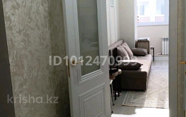 1-бөлмелі пәтер · 37.2 м² · 1/5 қабат, мкр 12 96 а, бағасы: 15.2 млн ₸ в Актобе — фото 2