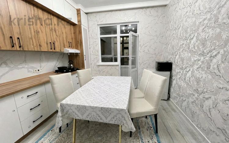 1-комнатная квартира · 40 м² · 7/9 этаж, 17-й микрорайон за 180 000 ₸ в Шымкенте, Аль-Фарабийский р-н — фото 2