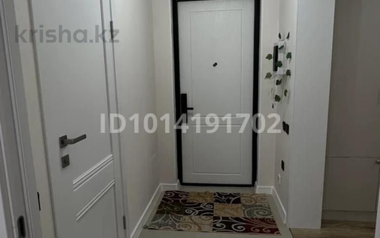 2-комнатная квартира · 60 м² · 8/9 этаж, Е-446 36 за 280 000 ₸ в Астане, Есильский р-н — фото 2