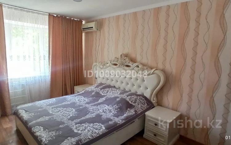 2-бөлмелі пәтер · 48 м² · 2 қабат, Сейфуллина, бағасы: 10 000 ₸ в Кентау — фото 2