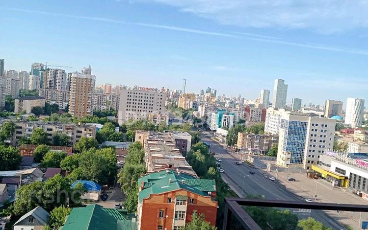 1-бөлмелі пәтер · 30 м² · 13/19 қабат, Богембай Батыра 54, бағасы: 14 млн ₸ в Астане, р-н Байконур — фото 2