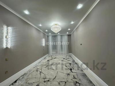 3-бөлмелі пәтер · 105 м² · 3/7 қабат, Кабанбай батыр 75а, бағасы: 300 000 ₸ в Астане, Есильский р-н