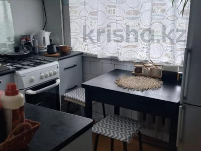 3-комнатная квартира · 56 м² · 5/5 этаж, Гаухар ана 69/71 за 17.8 млн 〒 в Талдыкоргане