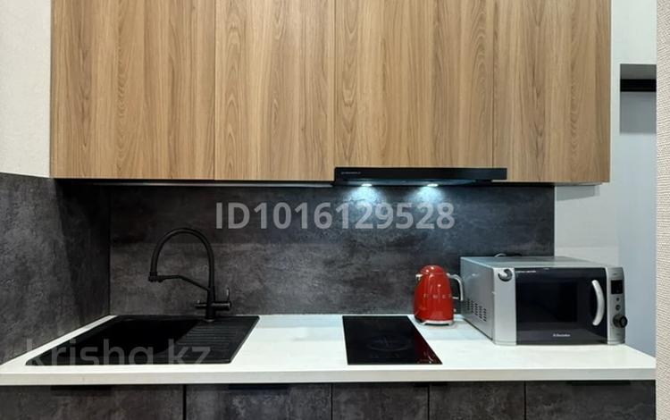 2-бөлмелі пәтер · 41 м² · 2/13 қабат, Альфараби 11, бағасы: 38 млн ₸ в Астане, Есильский р-н — фото 2