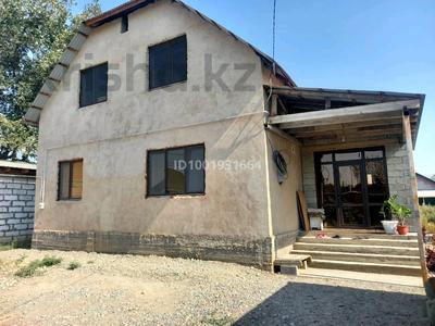 Отдельный дом · 7 комнат · 192 м² · 6.223 сот., мкр Рахат, Байжанова 73 за 45 млн 〒 в Алматы, Алатауский р-н