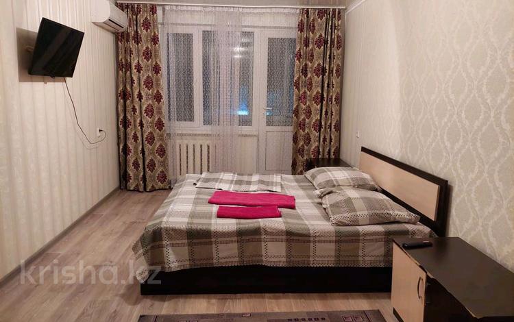 1-комнатная квартира · 32 м² · 2/5 этаж, АБАЯ 62 за 8 000 〒 в Уральске — фото 2