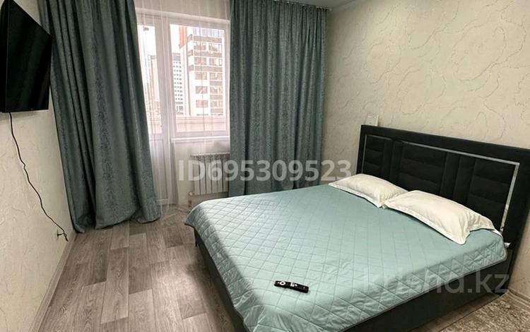 1-комнатная квартира · 42 м² · 5/10 этаж, Базовая 4/2 — За драмтеатром за 13 000 ₸ в Усть-Каменогорске — фото 8