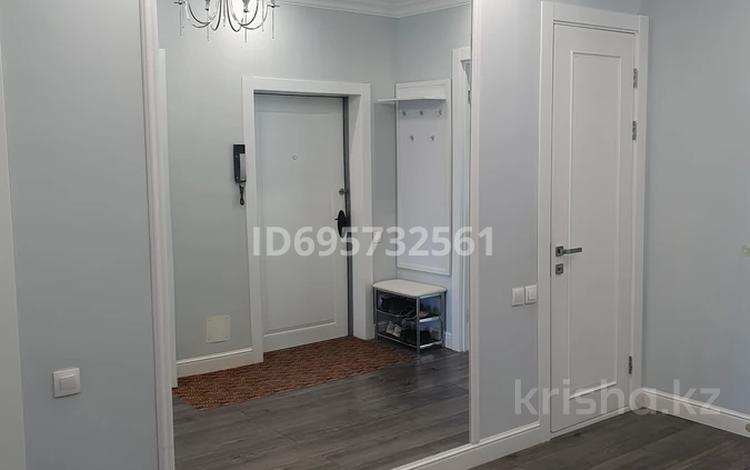 4-комнатная квартира · 160 м² · 3/7 этаж, Кабанбай Батыра за 132 млн ₸ в Астане, Есильский р-н — фото 3