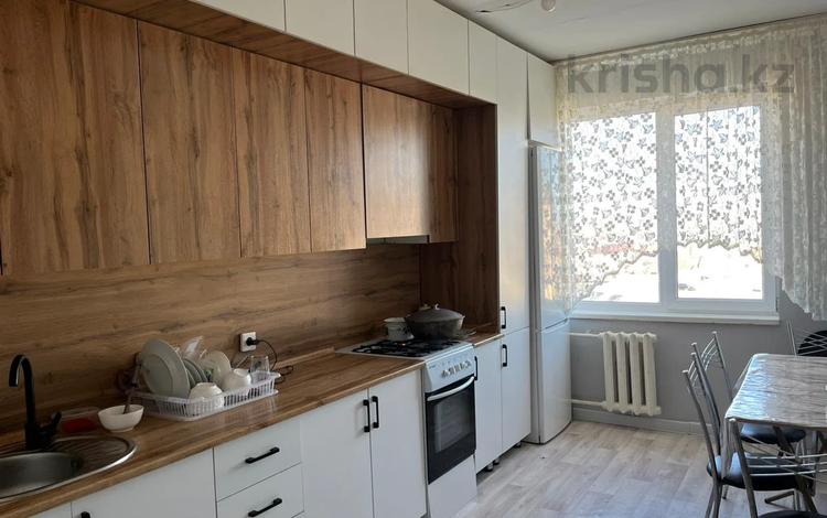 3-комнатная квартира · 103 м² · 5/5 этаж, 21-й мкр 37/1 за 15 млн ₸ в Актау — фото 2