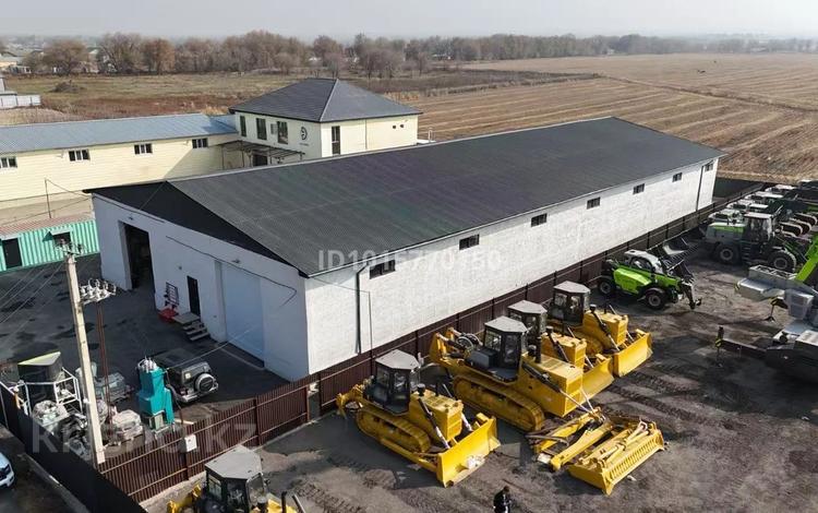 Свободное назначение · 2000 м² за 600 000 ₸ в Алматы, Турксибский р-н — фото 2