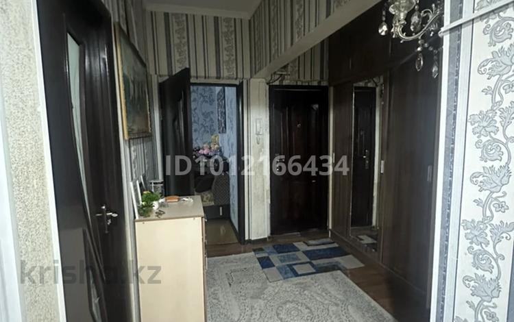 4-комнатная квартира · 74 м² · 5/5 этаж, Массив Карасу 17 за 23 млн ₸ в Таразе — фото 2