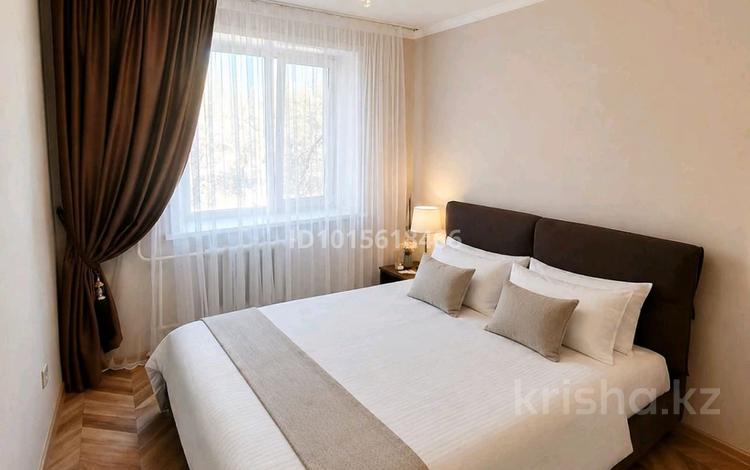 3-бөлмелі пәтер · 70 м² · 2/5 қабат, Ескалиева 146, бағасы: 25 000 ₸ в Уральске — фото 3