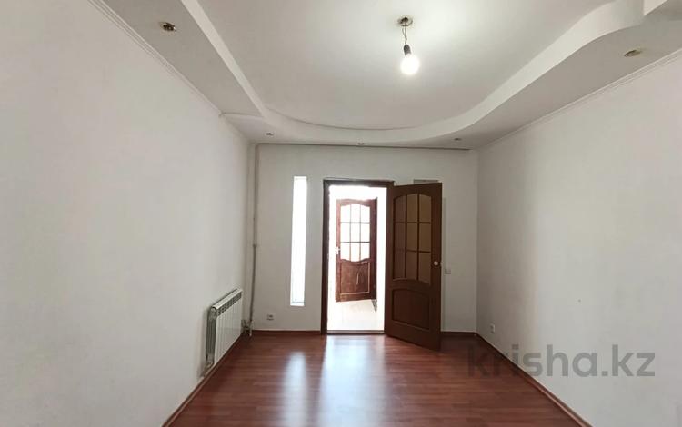 3-комнатная квартира · 60.3 м² · 2/4 этаж, Сатпаева за 19.9 млн ₸ в Таразе — фото 2