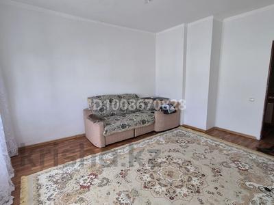 2-бөлмелі пәтер · 66 м² · 5 қабат, мкр Нурсая, Болашак 49 — Полиция,АПЕК,НИШ,Бином,Поликлиника, бағасы: 200 000 ₸ в Атырау