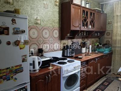 4-бөлмелі пәтер · 80.9 м² · 1/3 қабат, мкр Фёдоровка , Вагонная 2/2, бағасы: 17.9 млн ₸ в Караганде, Казыбек би р-н