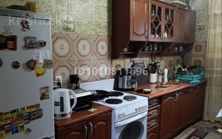 4-бөлмелі пәтер · 80.9 м² · 1/3 қабат, мкр Фёдоровка , Вагонная 2/2, бағасы: 17.9 млн ₸ в Караганде, Казыбек би р-н — фото 3