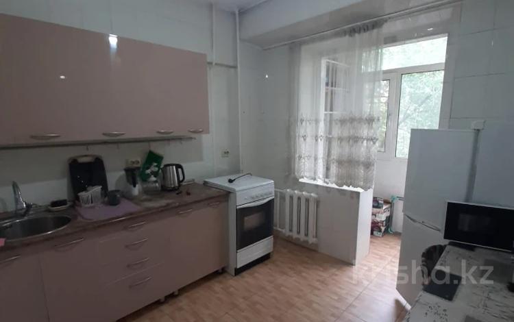 2-комнатная квартира · 48 м² · 4/8 этаж, Улица Зенкова 31 за 300 000 ₸ в Алматы, Медеуский р-н — фото 14