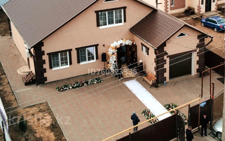 Отдельный дом · 4 комнаты · 240 м² · 8 сот., Рабочая — Асан за 55 млн ₸ в Уральске — фото 10