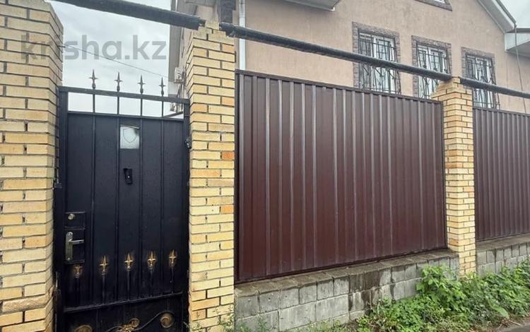Отдельный дом · 6 комнат · 227 м² · 15 сот., Досжанова за 320 млн ₸ в Костанае — фото 2