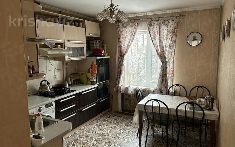 4-комнатная квартира · 85 м² · 5/5 этаж, Ораза Жандосова — Розыбакиева за 55 млн ₸ в Алматы, Бостандыкский р-н — фото 2