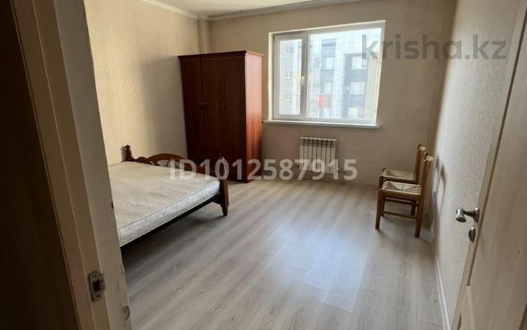 3-бөлмелі пәтер · 81.3 м² · 6/7 қабат, мкр Акжайык 69/31, бағасы: 200 000 ₸ в Шымкенте, Абайский р-н — фото 2