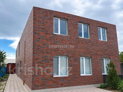 Отдельный дом · 8 комнат · 400 м² · 5 сот., Жансугурова 40 за ~ 1.1 млн ₸ в Атырау
