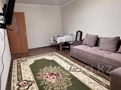 3-комнатная квартира, 60 м², 1/4 этаж, мкр №1 за 32.5 млн 〒 в Алматы, Ауэзовский р-н