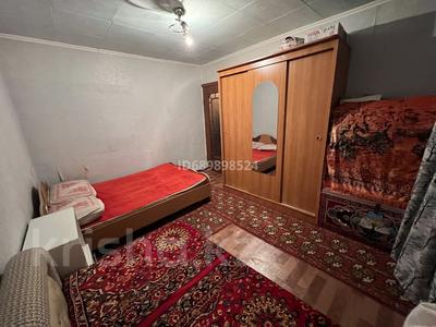 2-комнатная квартира, 44 м², 5/5 этаж помесячно, Республики 76 за 140 000 〒 в Астане, Алматы р-н