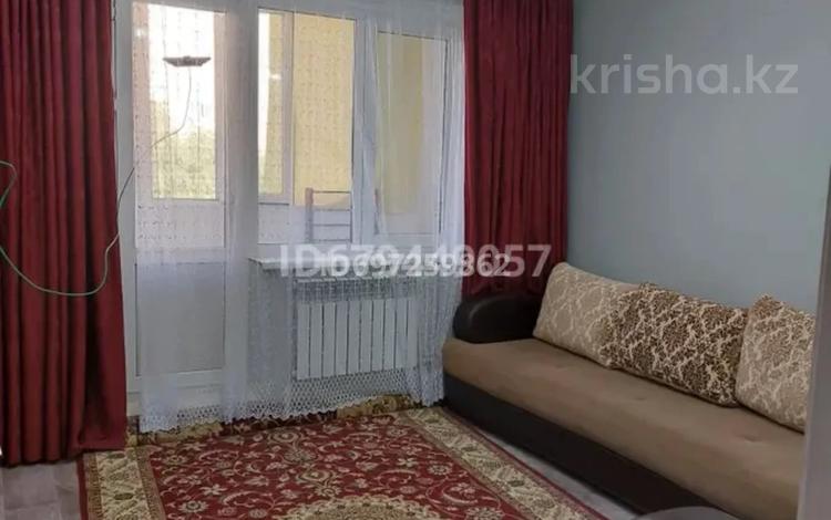 1-комнатная квартира · 35 м² · 5/5 этаж, мкр Аксай-3 23 за 27.5 млн ₸ в Алматы, Ауэзовский р-н — фото 2