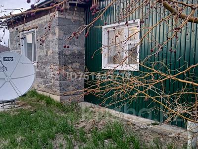 Продажа домов и дачи в Абай обл.: Отдельный дом · 2 комнаты · 54 м² · 6 сот., Восточный правый 4384 — Пос связистов за 8 млн 〒 Отдельный дом · 2 комнаты · 54 м² · 6 сот., Восточный правый 4384 — Пос связистов за 8 млн 〒 в Семее