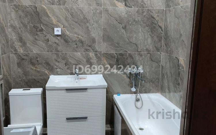 1-комнатная квартира · 40 м² · 6/12 этаж, Райымбека 351/1 — Райымбека Емцова за 15 000 〒 в Алматы, Алатауский р-н — фото 3