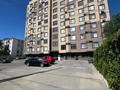 1-комнатная квартира · 42 м² · 8/9 этаж, Достык 1 за 26.8 млн ₸ в Атырау — фото 2